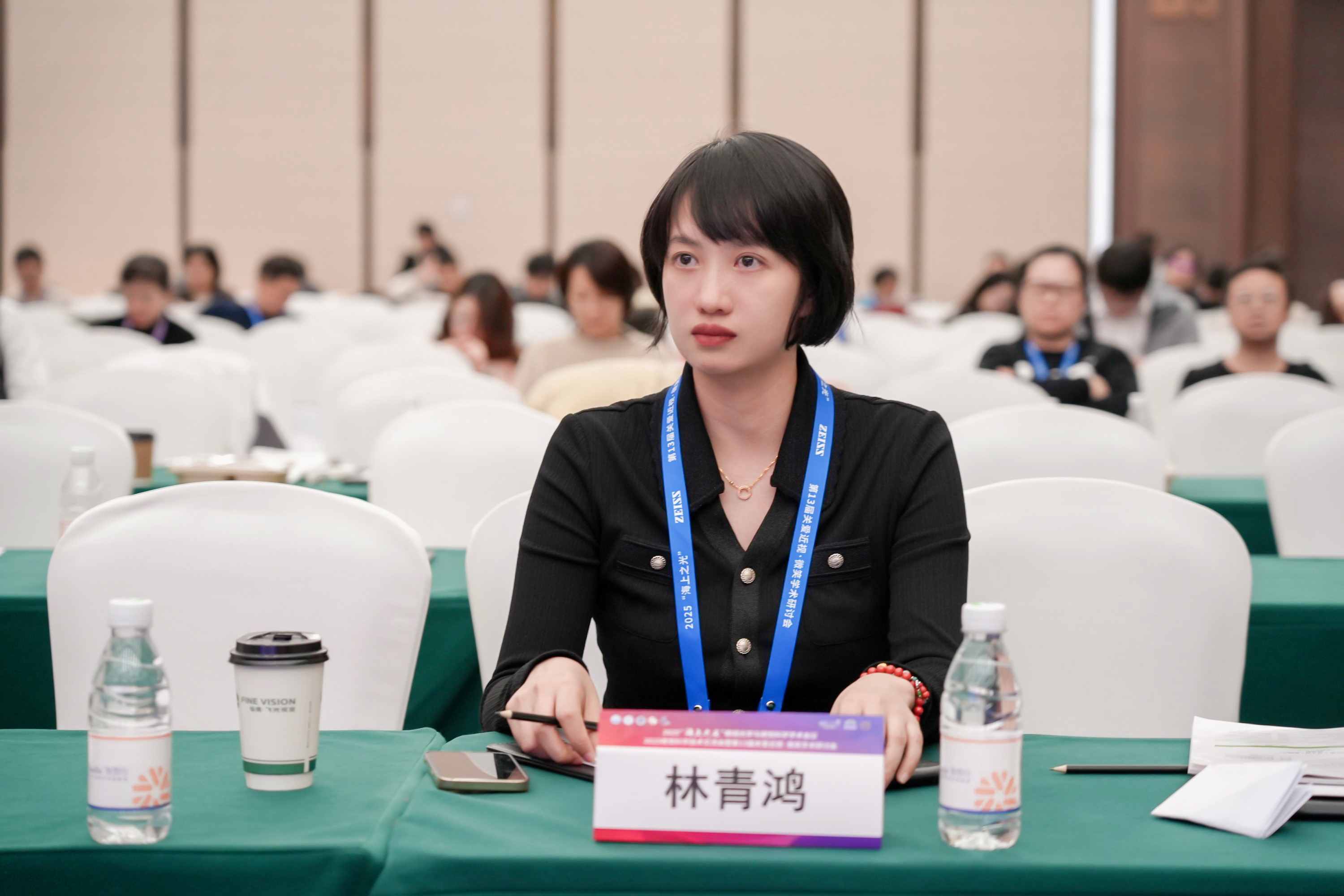 福州普瑞ICL近视手术:林青鸿院长四维有效植入・单眼约58秒